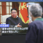 Corea del Nord, fallito lancio satellite spia: razzo finisce in mare