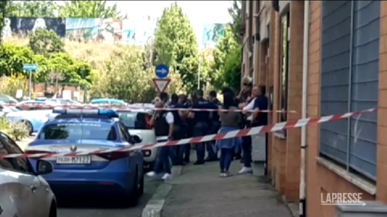 Paola Romano uccisa a Roma dal collega poliziotto: ancora un femminicidio