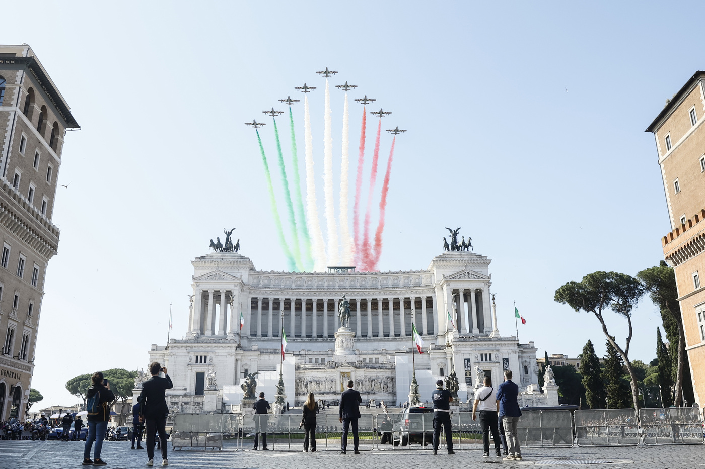 2 giugno, Mattarella: “Ci guidano valori della Costituzione”