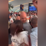 Europa League, arbitro Taylor spintonato in aeroporto da tifosi Roma: la figlia in lacrime