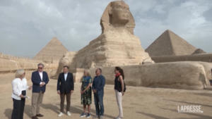 Egitto, Jill Biden in visita alla Necropoli di Giza