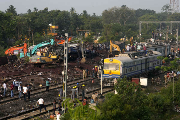 India, disastro ferroviario dovuto a errore segnalamento elettronico