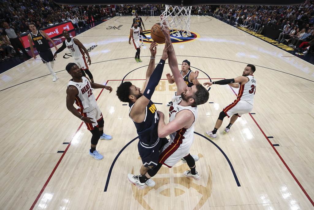 Finals Nba, Miami vince gara 2 e pareggia la serie