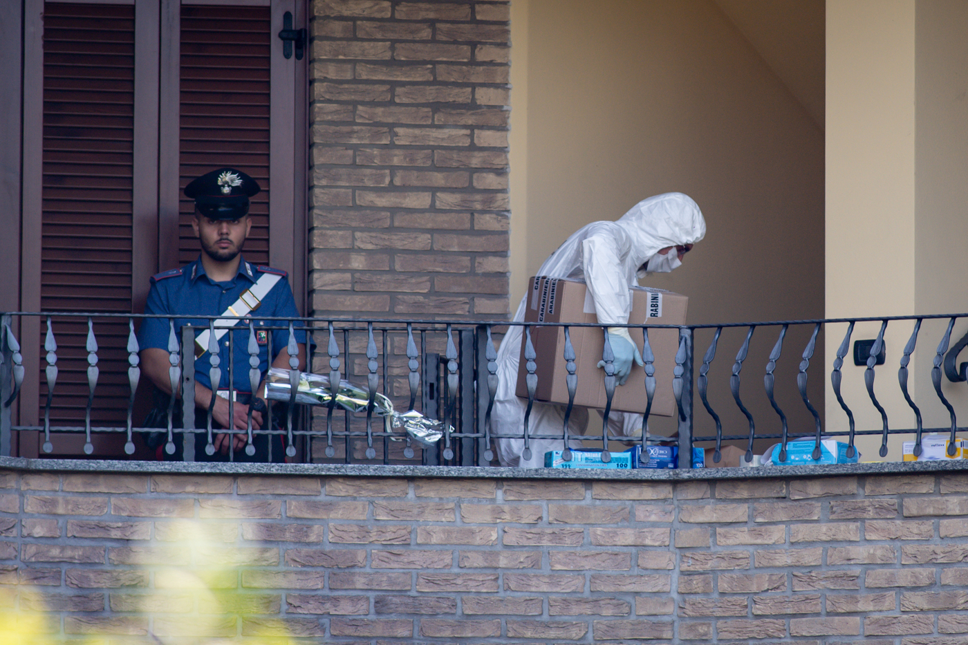 Delitto Senago, i documenti di Giulia in un tombino e le analisi sui coltelli