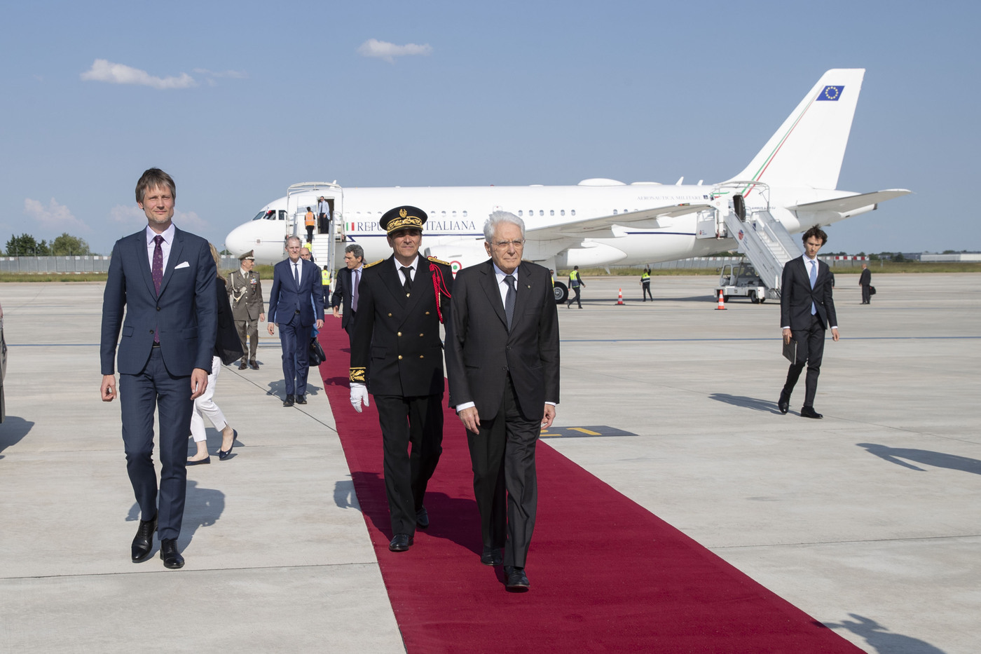 Italia-Francia, Mattarella: “Rapporti solidi, promuovere dialogo costruttivo”