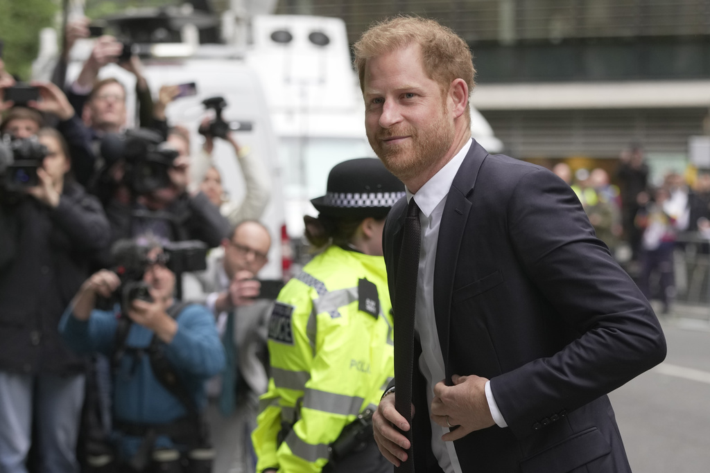 Principe Harry in tribunale a Londra, testimone su caso Mirror