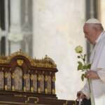 Papa Francesco torna al Gemelli, intervento in laparoscopia