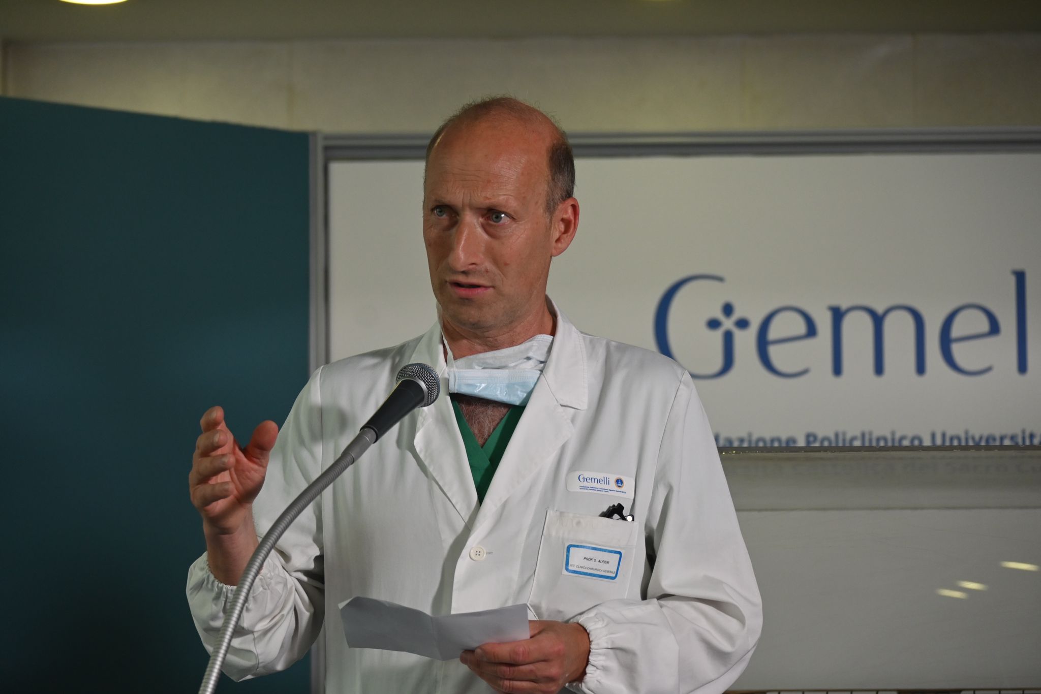 Papa Francesco, il medico che lo ha operato: “Completamente guarito” Papa Francesco, il medico che lo ha operato: “Completamente guarito”