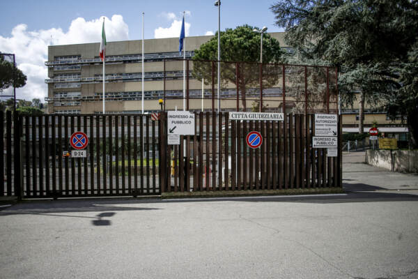 Emergenza Coronavirus , giustizia ferma chiusi per quindici giorni tribunali e procure