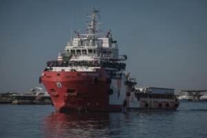 SBARCO 1500 IMMIGRATI A NAPOLI