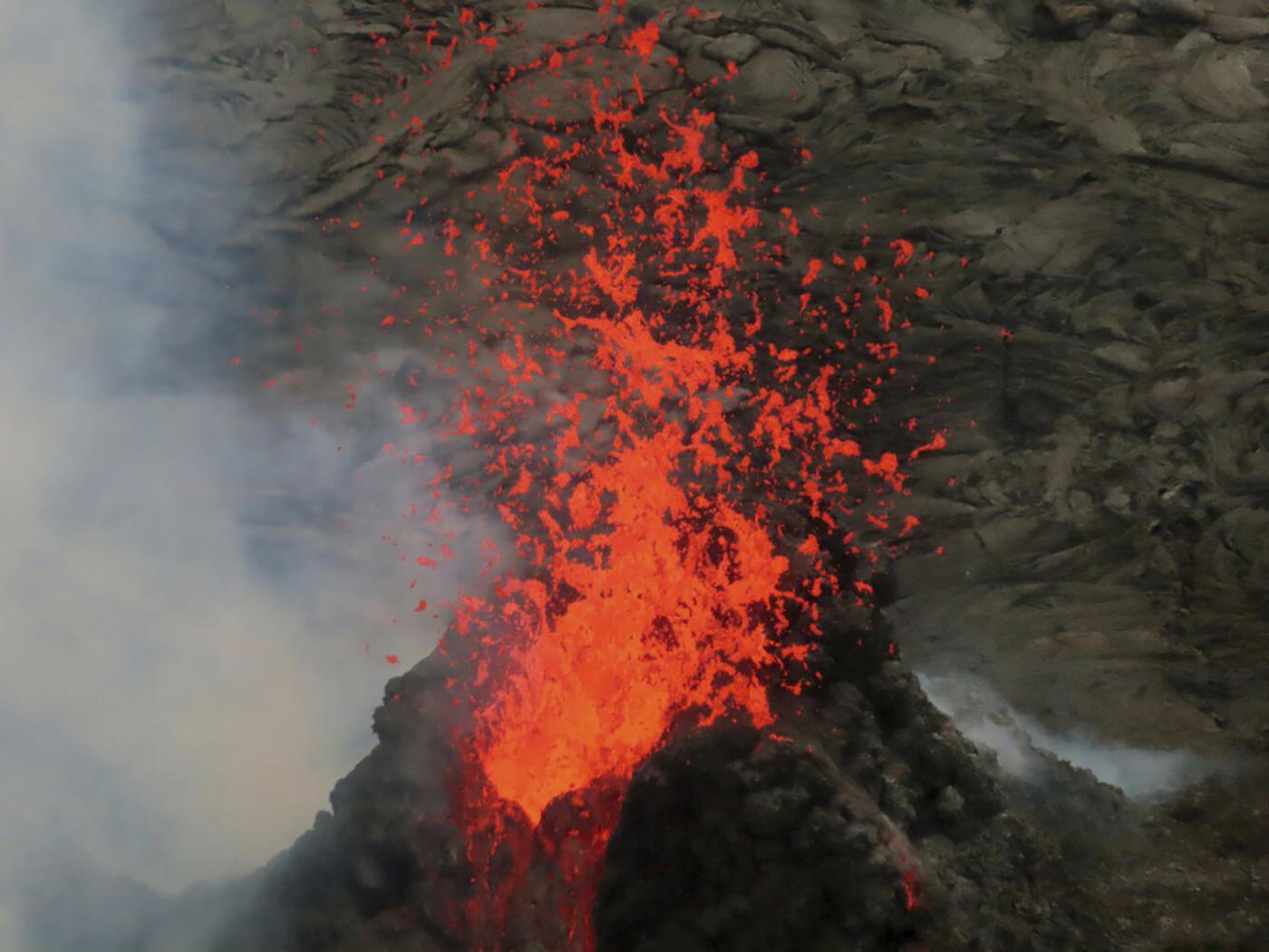 Hawaii, la spettacolare eruzione del vulcano Kilauea: le foto più belle