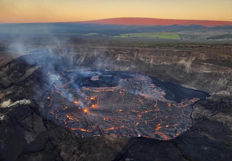 Hawaii, la spettacolare eruzione del vulcano Kilauea: le foto più belle