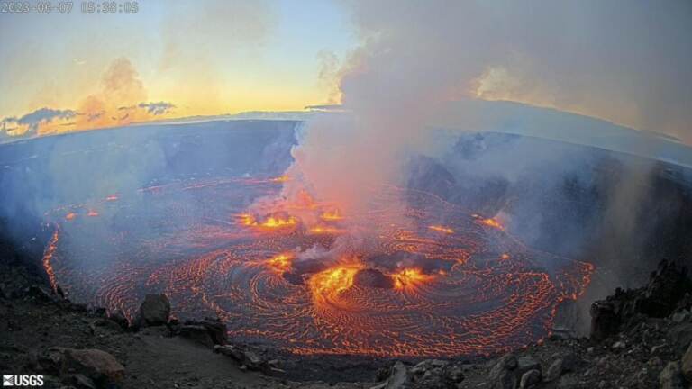 Hawaii, la spettacolare eruzione del vulcano Kilauea: le foto più belle