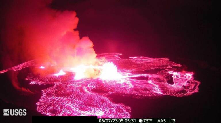 Hawaii, la spettacolare eruzione del vulcano Kilauea: le foto più belle