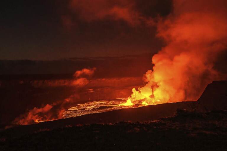 Hawaii, la spettacolare eruzione del vulcano Kilauea: le foto più belle