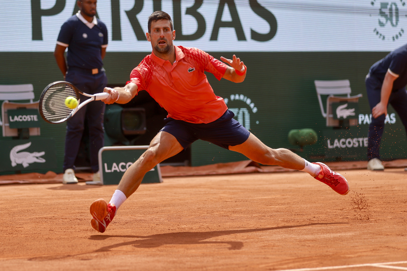 Roland Garros, Djokovic batte Alcaraz e vola in finale