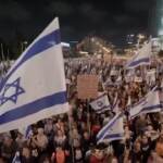 Israele, ancora proteste di massa a Tel Aviv