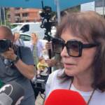Addio Berlusconi, coppia simpatizzanti: “Per noi una persona di famiglia”