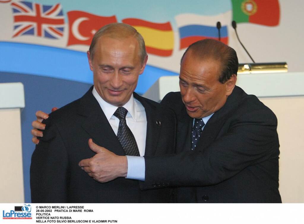 Galleria foto 'Silvio Berlusconi, le foto storiche del Cavaliere' - foto 9