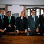 SILVIO BERLUSCONI CON ROCCO BUTTIGLIONE , PIERFERDINANDO CASINI , GIANFRANCO FINI ED UMBERTO BOSSI