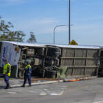 Australia, bus si ribalta nella nebbia: morte 10 persone