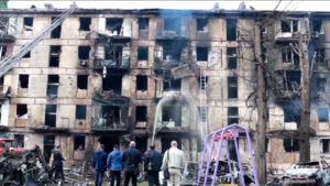 Missili sulla città natale di Zelensky in Ucraina