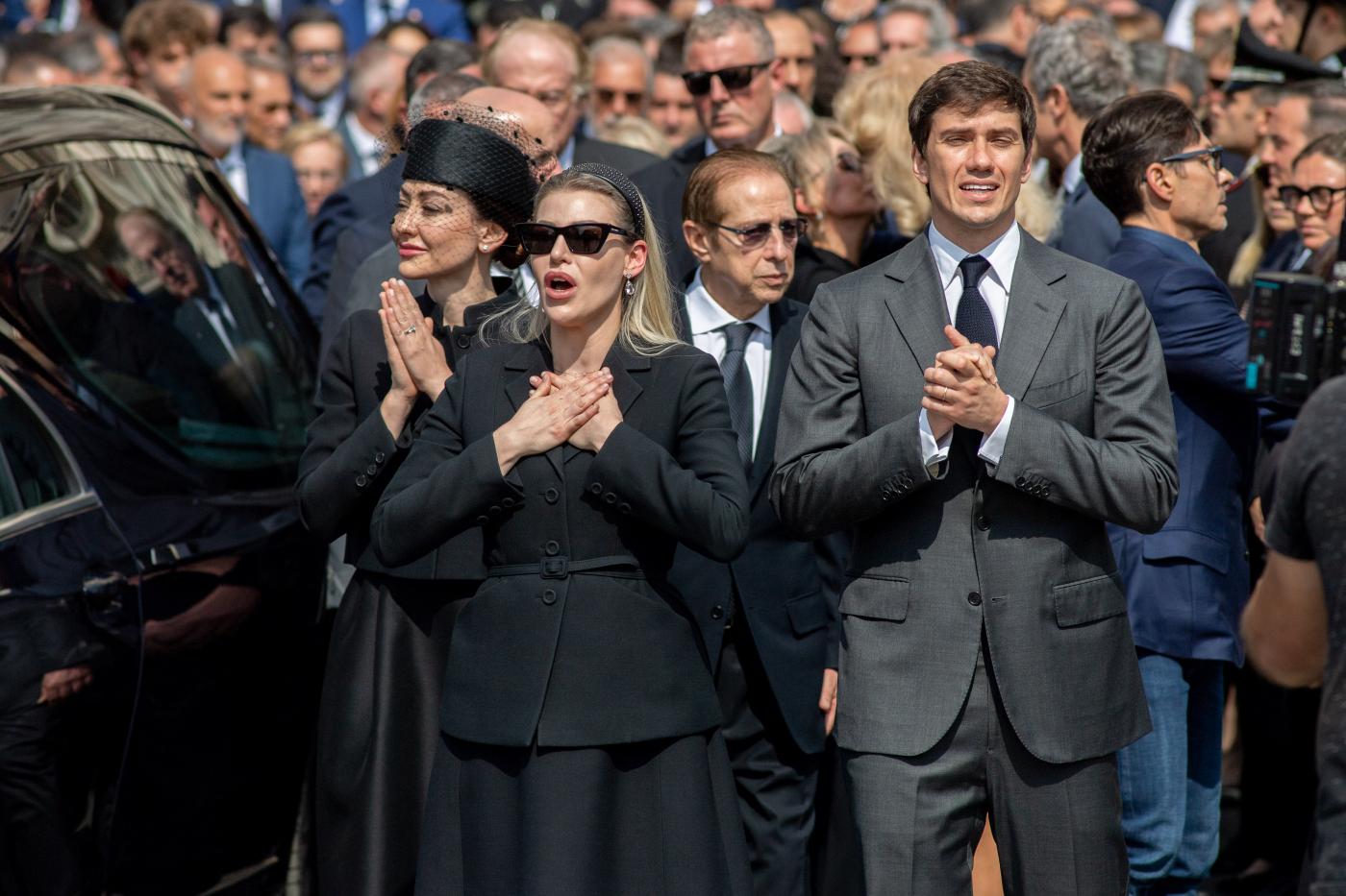 Berlusconi, i funerali di Stato in Duomo a Milano – LA DIRETTA