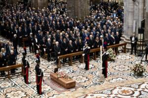 Milano, Silvio Berlusconi, funerali di Stato in Duomo