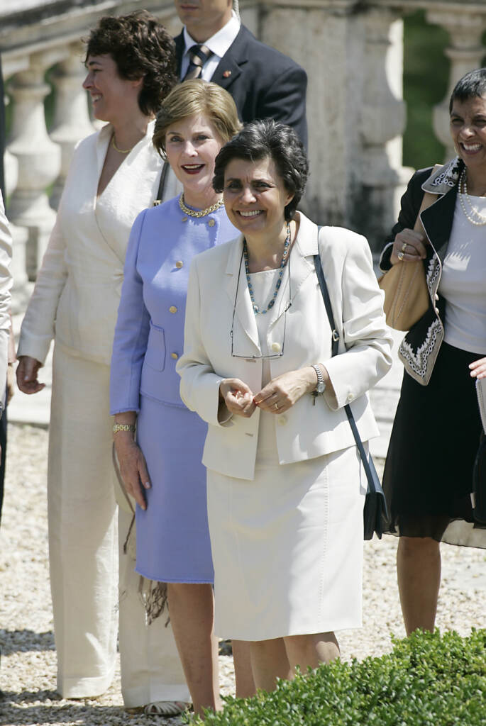 Galleria foto 'Morta Flavia Franzoni, le foto col marito Romano Prodi' - foto 14