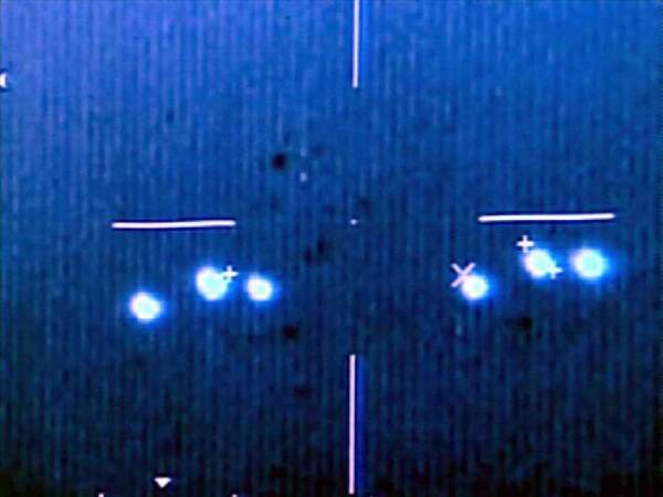 Ufo, ex 007: “Pentagono possiede velivoli alieni”