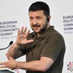 Ucraina, Zelensky: “Se Kiev perde per Usa è guerra o crollo Nato”