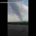 Texas, maxitornado si avvicina: le impressionanti immagini