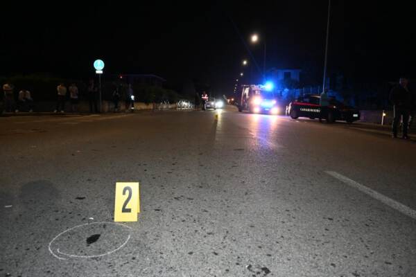 Torino, investe e uccide un 22enne sulle strisce