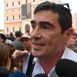 Lavoro, Fratoianni in piazza: “M5S? Praticare convergenza è buona politica”