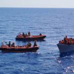 Migranti, Open Arms: “Tratte in salvo 117 persone, ci sono 31 minori”