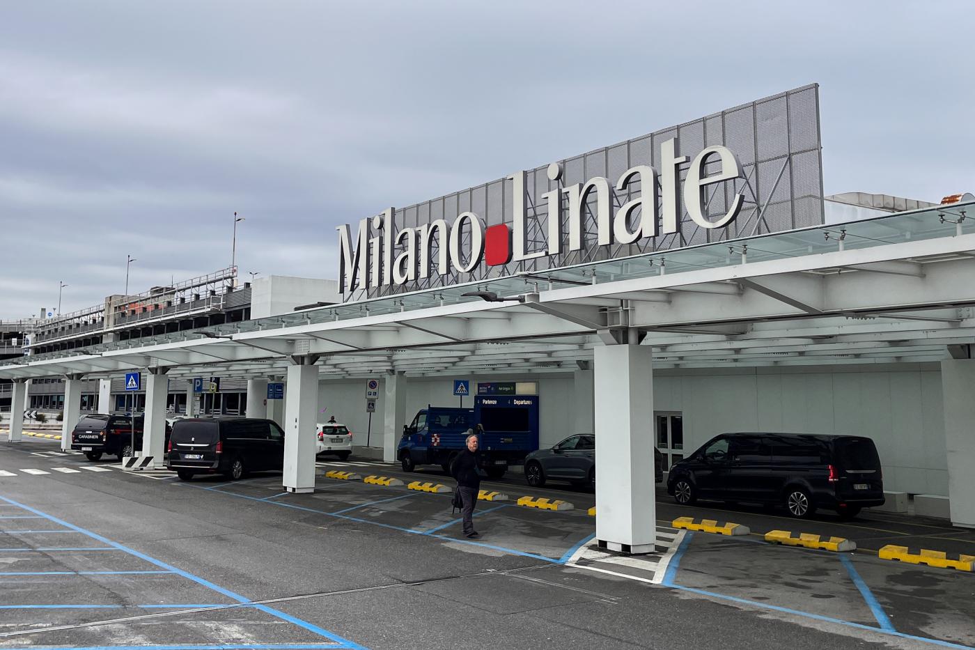 Berlusconi, Mit valuta proposta di intitolargli aeroporto Linate Berlusconi, Mit valuta proposta di intitolargli aeroporto Linate