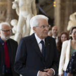 Giornata rifugiati, Mattarella: “Italia in prima linea, rispettare la Costituzione”