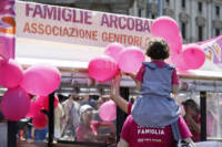Roma Pride 2023: in migliaia al corteo per i diritti Lgbtq