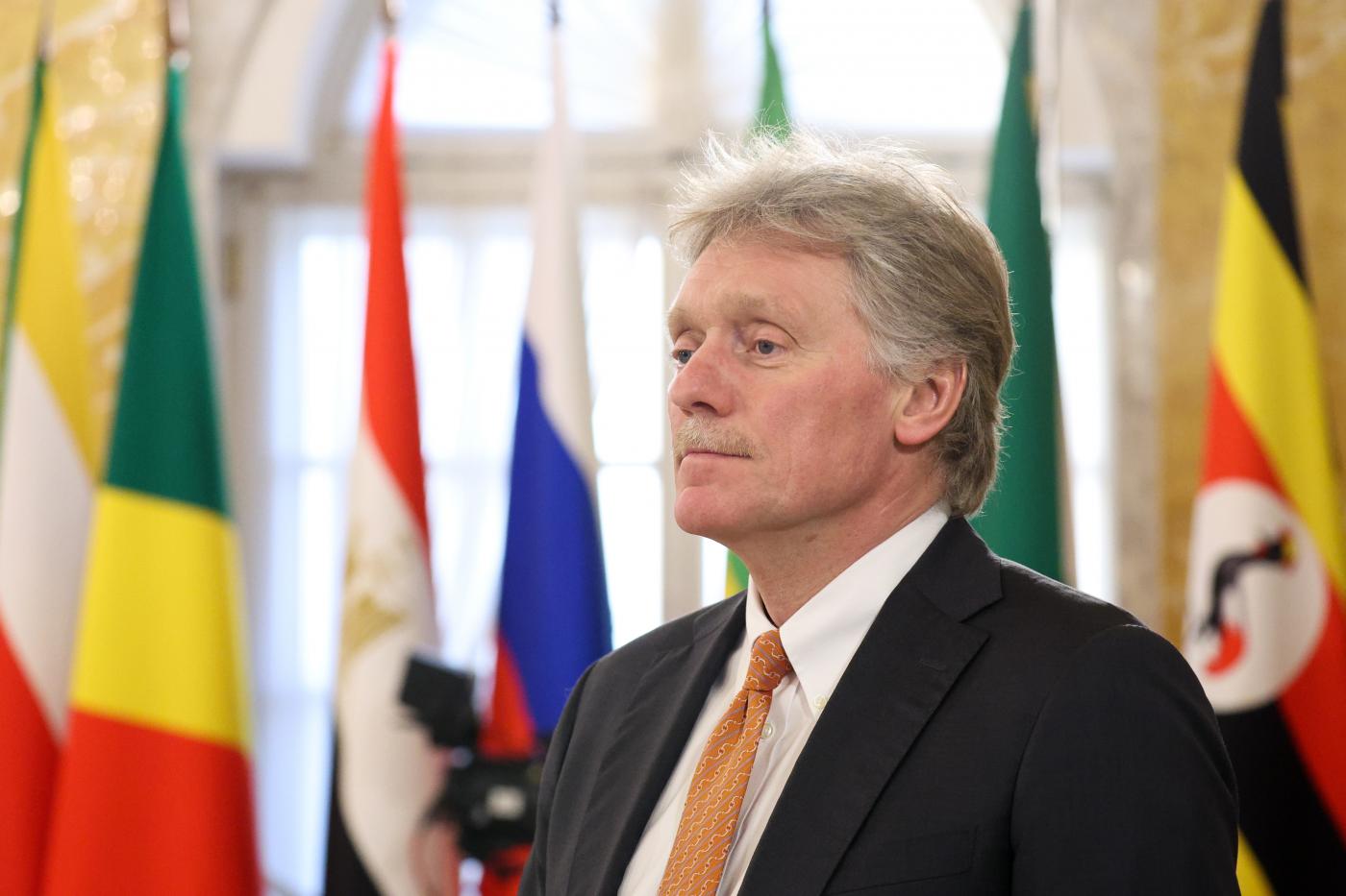 Cremlino: “Relazioni Usa-Cina prevedibili”