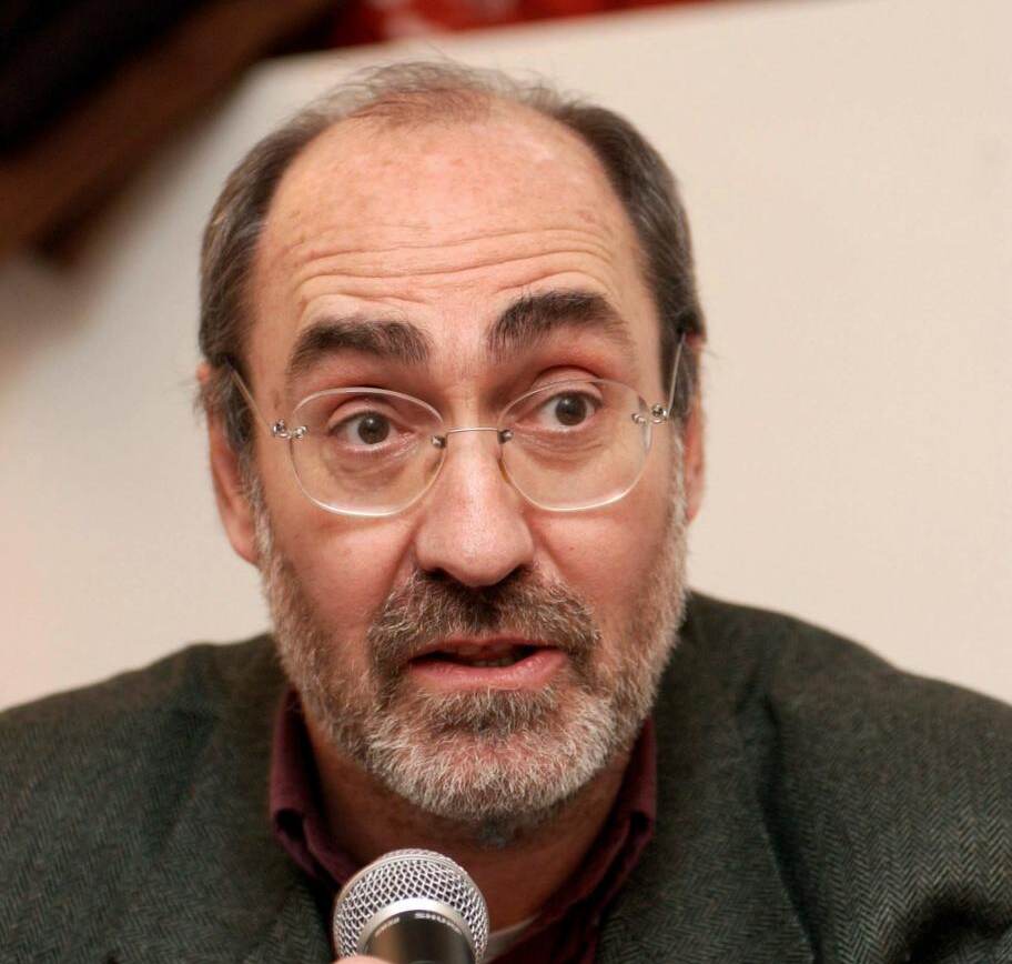 Maturità 2023, Belpoliti racconta “la sua traccia”: “WhatsApp e social attivatori di impazienza” Maturità 2023, Belpoliti racconta “la sua traccia”: “WhatsApp e social attivatori di impazienza”