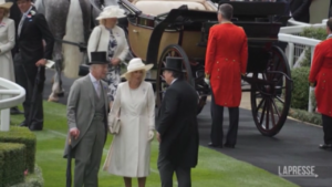 Gb, Carlo III e Camilla arrivano alla Royal Ascot