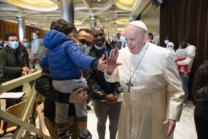 Visita di Papa Francesco al sito di vaccinazione presso l'Aula Paolo VI