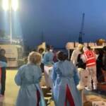 Migranti, nave Open Arms arriva nel porto di Livorno con 117 persone a bordo