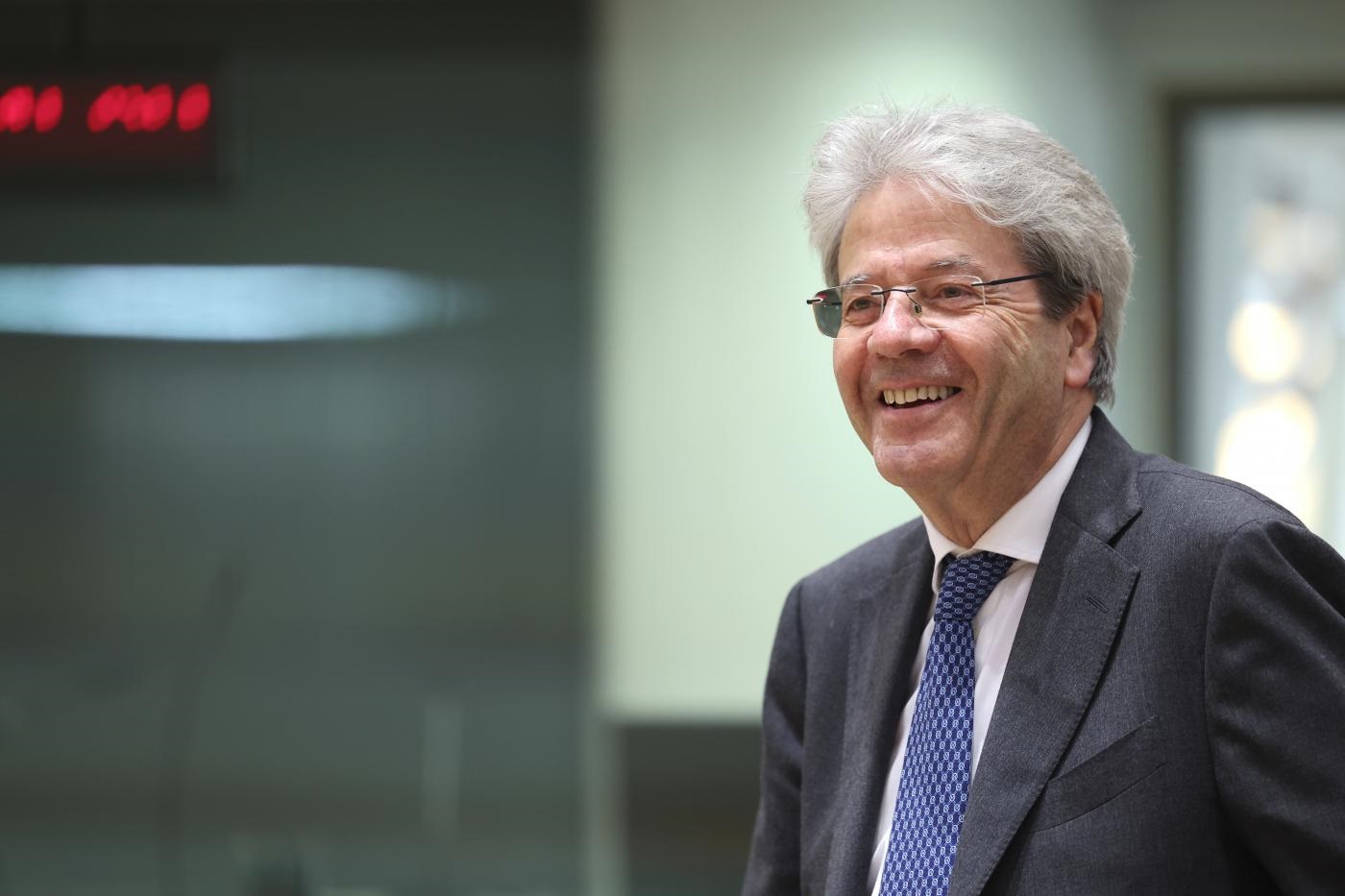Pil, Gentiloni: “Crescita più contenuta, Italia a discreto livello”