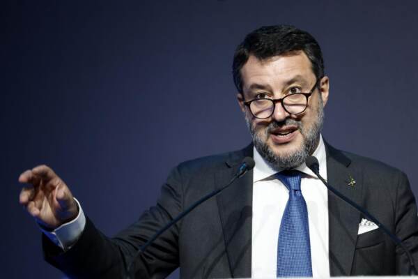 Sicurezza stradale, Salvini: “In CdM misure per salvare vite”