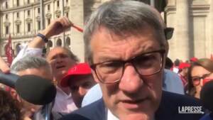 Sanità, Landini: “È ora di cambiare, salute diritto di tutti”