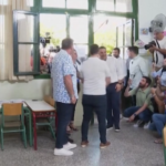Elezioni Grecia, Alexis Tsipras alle urne per votare
