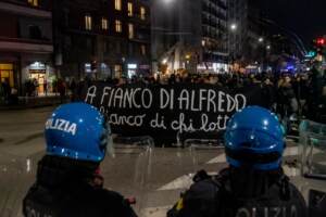 Milano, corteo anarchico in solidarietà con Alfredo Cospito