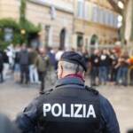 Roma, accoltella compagna incinta di 7 mesi e scappa