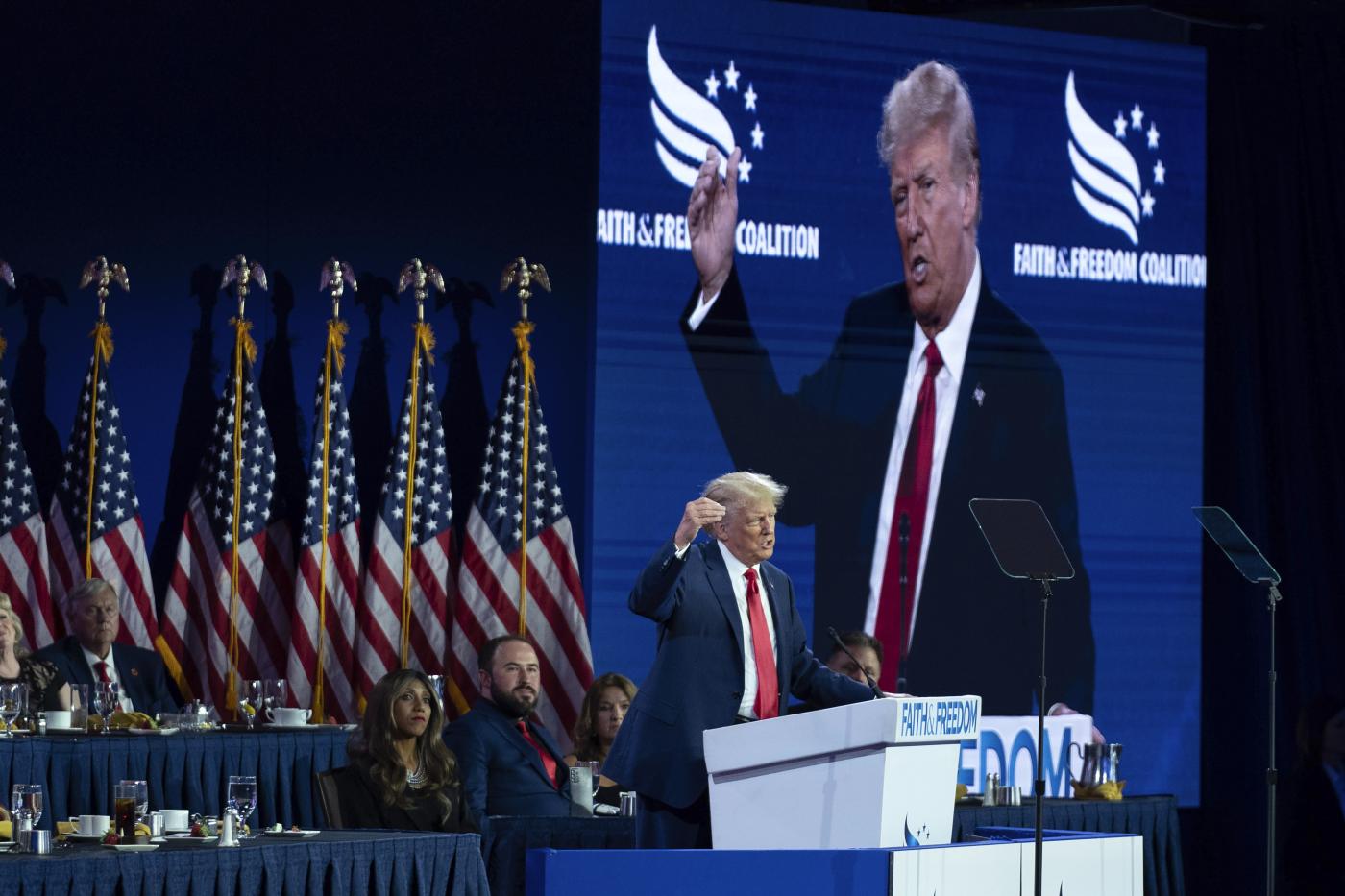 Trump, nuovo nuovo audio su documenti segreti del Pentagono